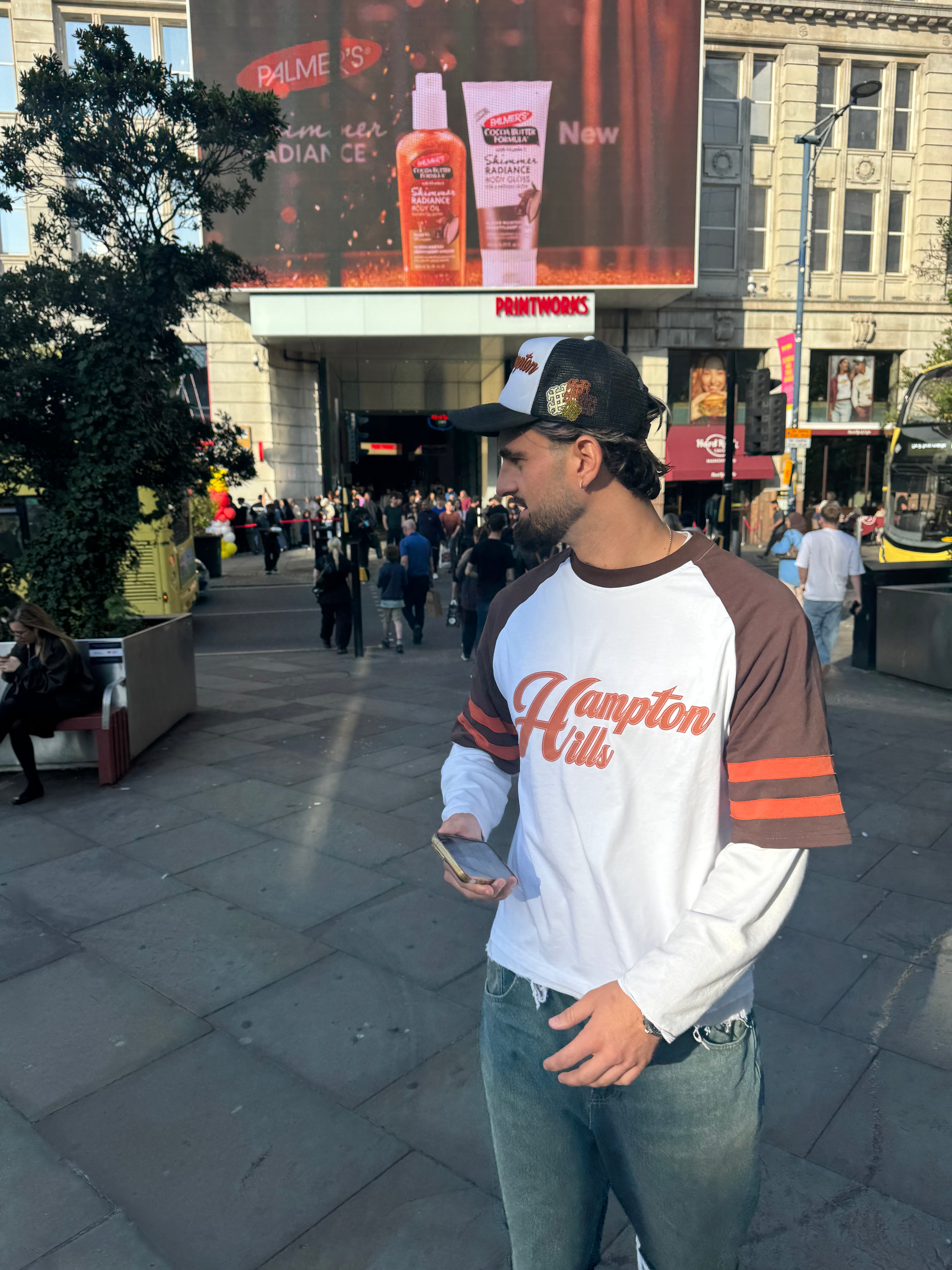 UNIVERSITY T-SHIRT